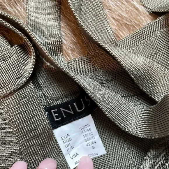 VENUS perfect bandage dress - Picture 2 of 3